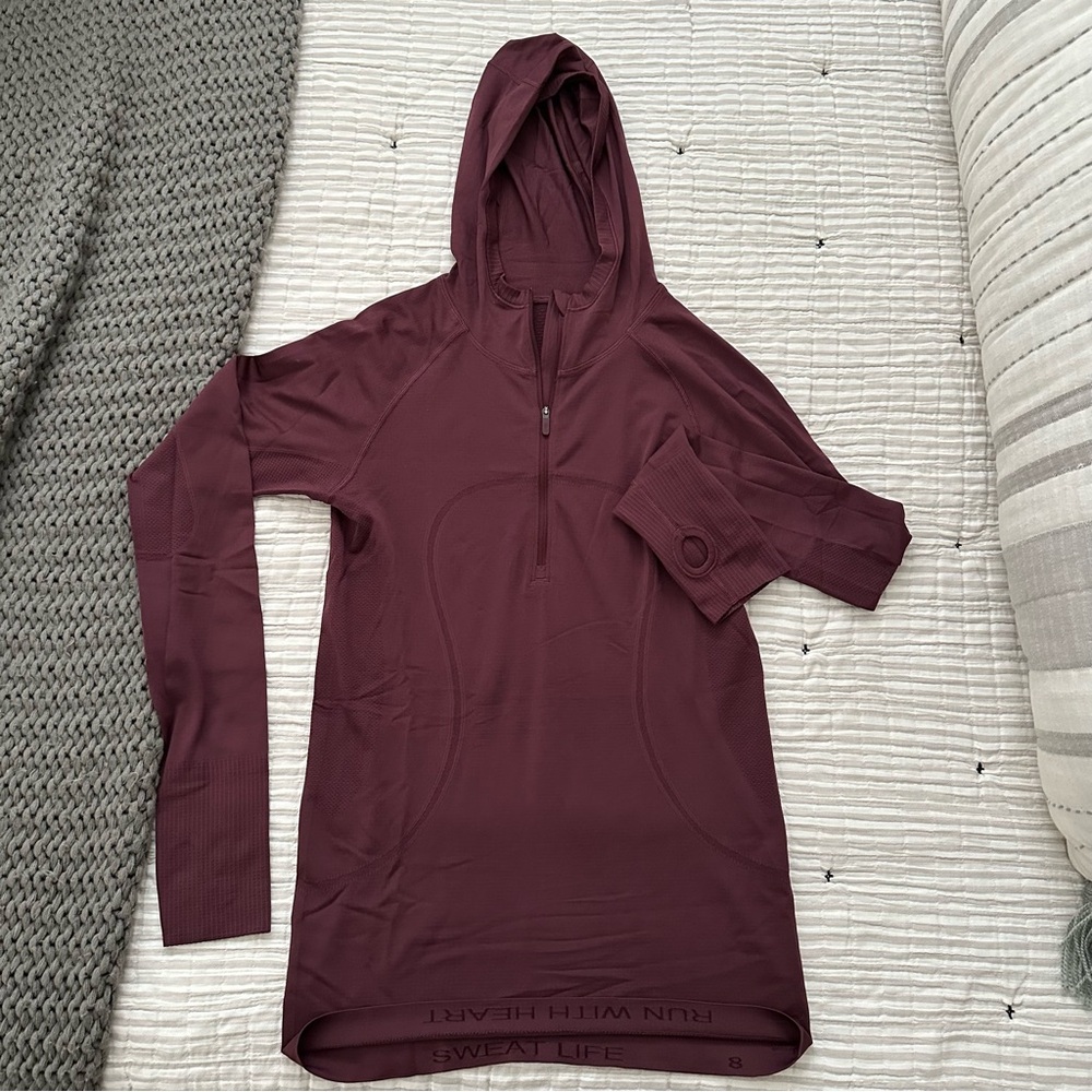 Lululemon Swiftly Tech Hooded 1/2 Zip Long Sleeve